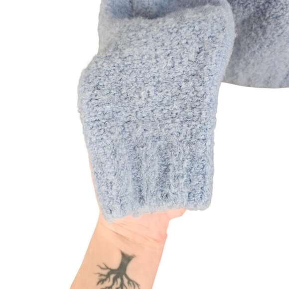 Wilfred Aritzia Gwyneth Light Blue Cropped Fuzzy Half Zip Sweater Sz M - Picture 3 of 9